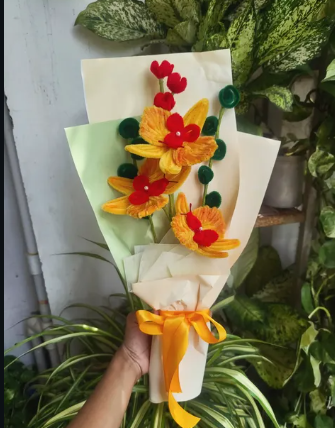 Sunburst Orchid & Berry Vine Bouquet