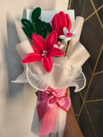 Fuchsia Lily & Pearl Ruffle Bouquet